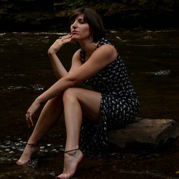 Meet your Posher, Nicollette - Picture 1 of 6